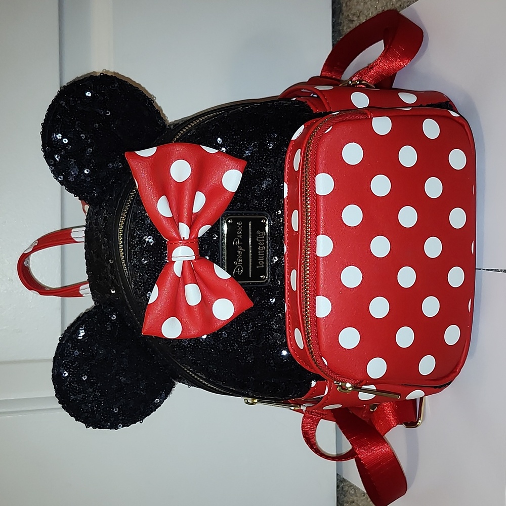 Disney Parks Loungefly Minnie Mouse Sequin Red and White Polka Dots Backpack - Picture 1 of 5